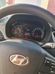 HYUNDAI ACCENT 5
