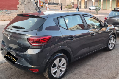 DACIA SANDERO STRETWAY. 2